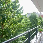 Bright And Quiet Apt Close To The Buttes-Chaumont