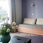 Bright And Quiet Apt Close To The Buttes-Chaumont