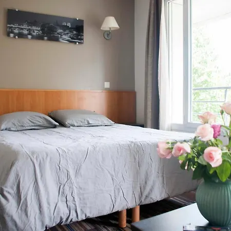 Bright And Quiet Apt Close To The Buttes-chaumont Parigi